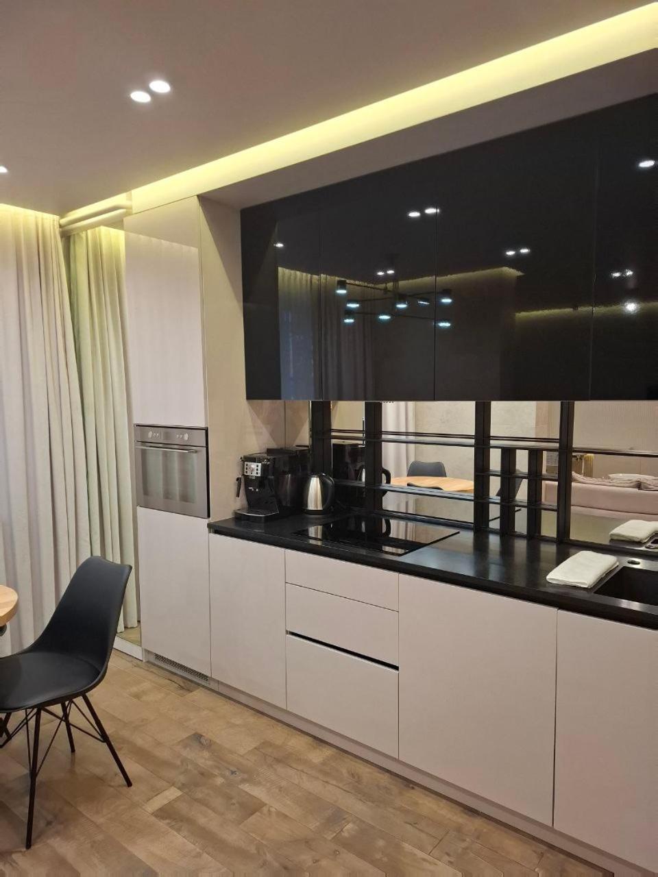 Vodogray Luxury Apartments With Underground Parking Елітний Житловий Комплекс Tjernivtsi Eksteriør billede